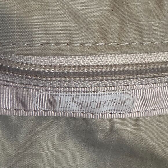 LeSportsac Beige Crossbody Shoulder Bag - Picture 10 of 10